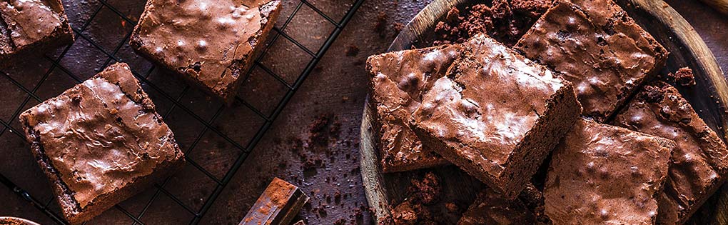DARK CHOCOLATE BROWNIES DARK CHOCOLATE BROWNIES